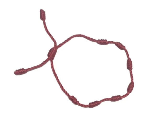 Pulsera Tejida de 7 Nudos