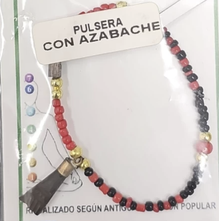 PULSERA CON AZABACHE Pulsera con Azabache